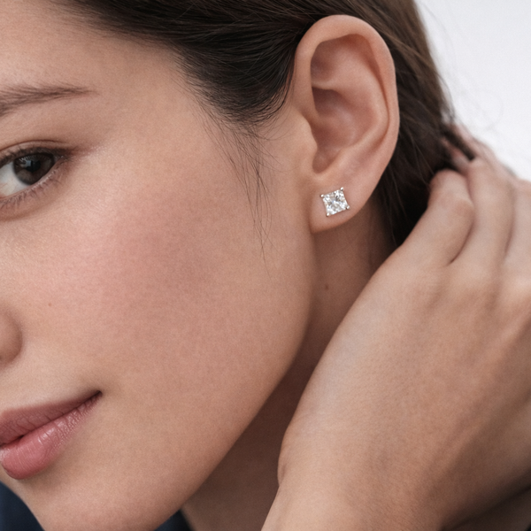 스퀘어 랩 다이아몬드 이어링 — 2.8ct